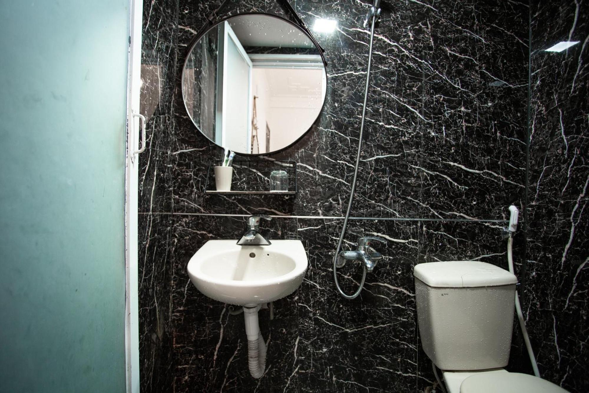 Mickey Homestay Hue Exterior photo